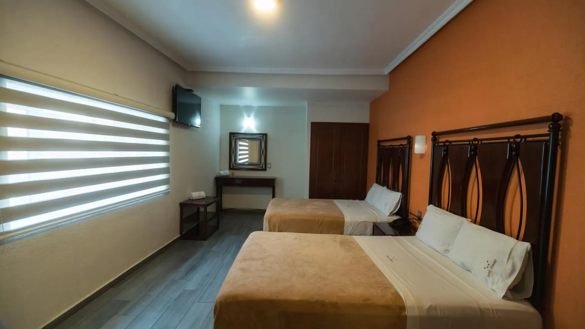 ****  Hotel Alcazar - Guadalajara Centro Historico México